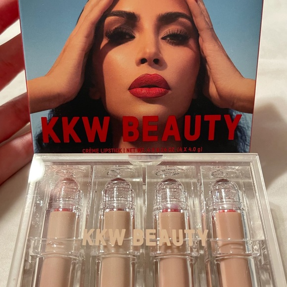 KKW Beauty Other - KKW BEAUTY BEST OF REDS LIPSTICK SET